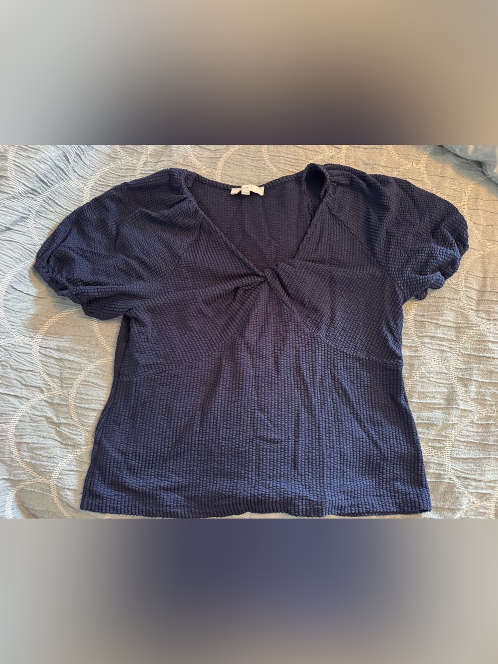 LOFT Navy Textured V-Neck Puff Sleeve Top